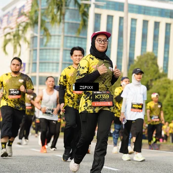 Runner Photo 6407324