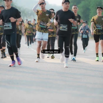 Runner Photo 6407350