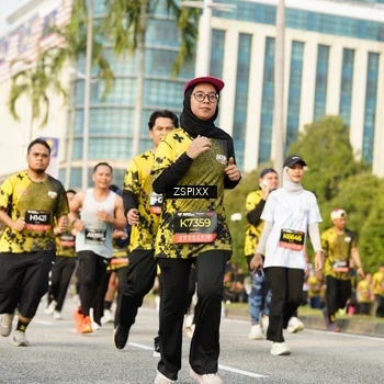 Runner Photo 6407361
