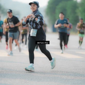 Runner Photo 6407363