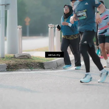 Runner Photo 6407387