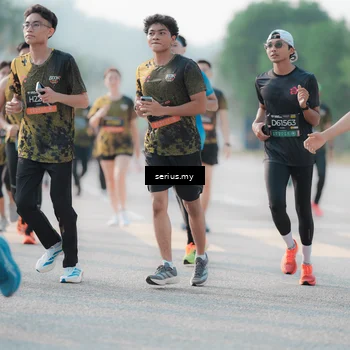 Runner Photo 6407435