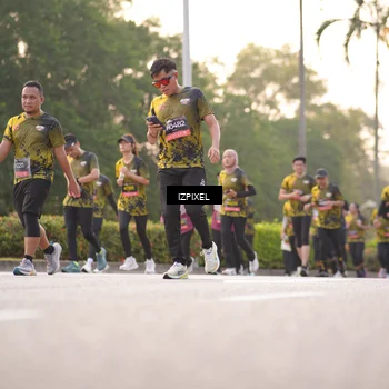 Runner Photo 6407441