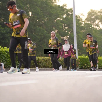 Runner Photo 6407454