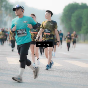 Runner Photo 6407471