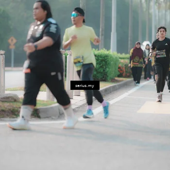 Runner Photo 6407500