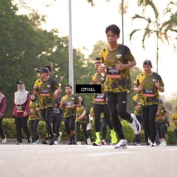 Runner Photo 6407524