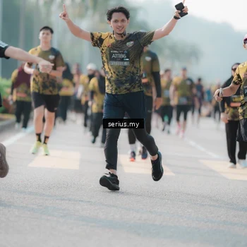 Runner Photo 6407528