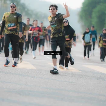 Runner Photo 6407549