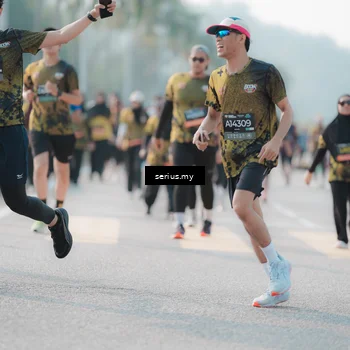 Runner Photo 6407553