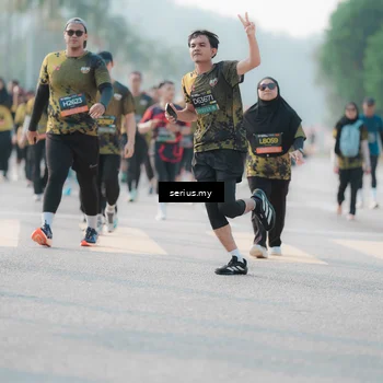 Runner Photo 6407556