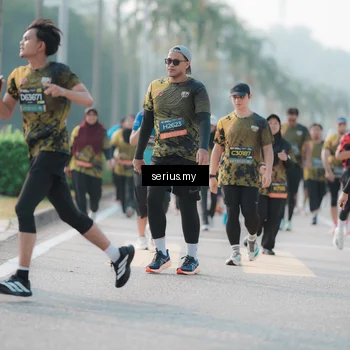 Runner Photo 6407565