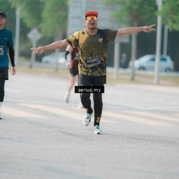 Runner Photo 6407624