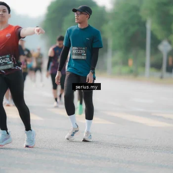 Runner Photo 6407640