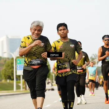 Runner Photo 6407671