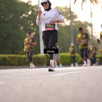 Runner Photo 6407681