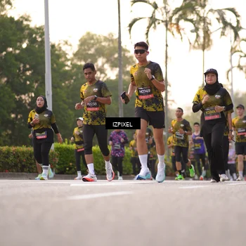 Runner Photo 6407733