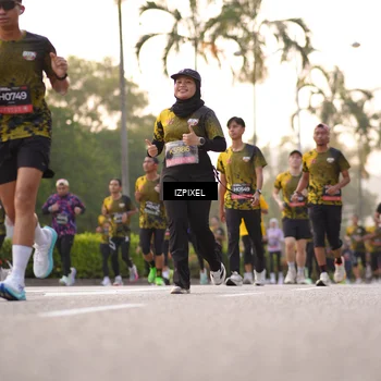 Runner Photo 6407746