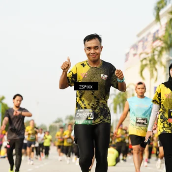 Runner Photo 6407749