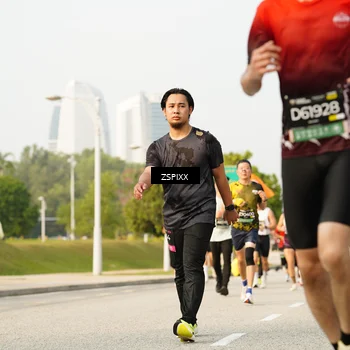 Runner Photo 6407788
