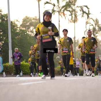 Runner Photo 6407791