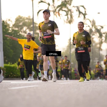 Runner Photo 6407846