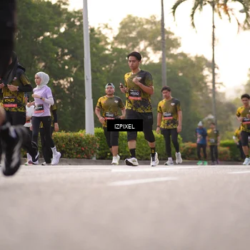 Runner Photo 6407925