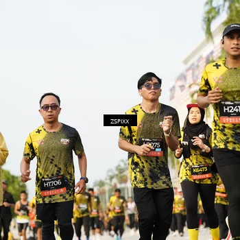 Runner Photo 6407933