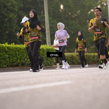 Runner Photo 6407938