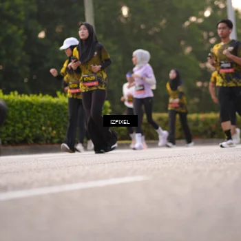 Runner Photo 6407943