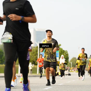 Runner Photo 6407953