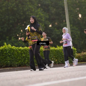 Runner Photo 6407956