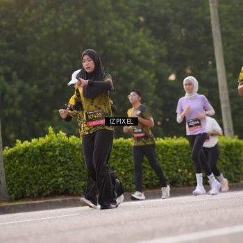 Runner Photo 6407976