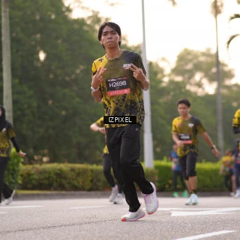 Runner Photo 6408005