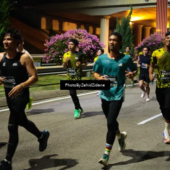 Runner Photo 6408011