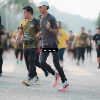 Runner Photo 6408014