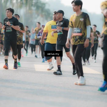 Runner Photo 6408023