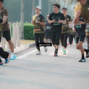 Runner Photo 6408028