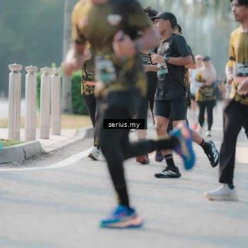 Runner Photo 6408034