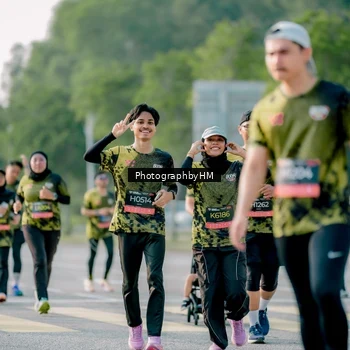 Runner Photo 6408050