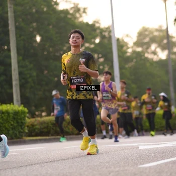 Runner Photo 6408051