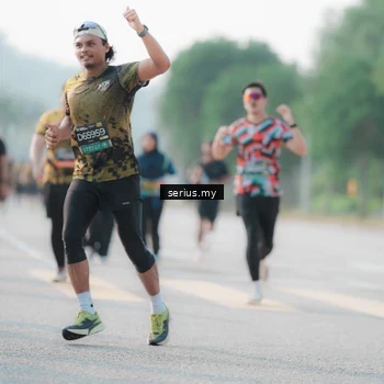 Runner Photo 6408055