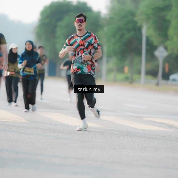 Runner Photo 6408064