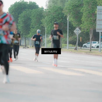Runner Photo 6408073