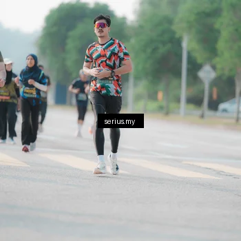 Runner Photo 6408074