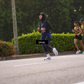 Runner Photo 6408107