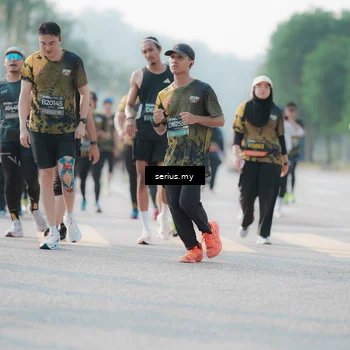 Runner Photo 6408115