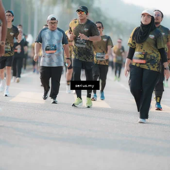 Runner Photo 6408164