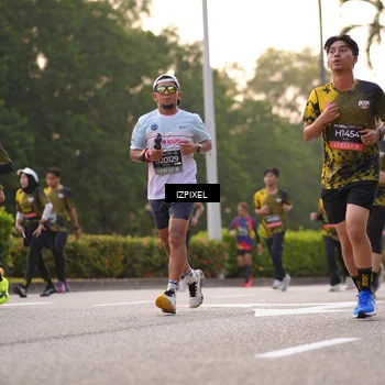 Runner Photo 6408174