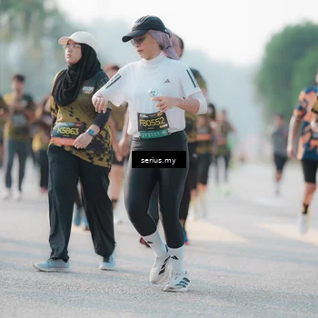 Runner Photo 6408193